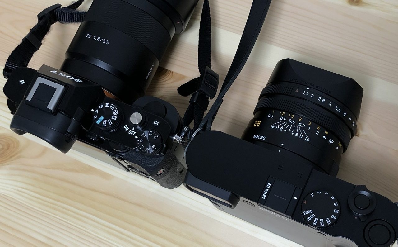 Leica q2 vs sonya7