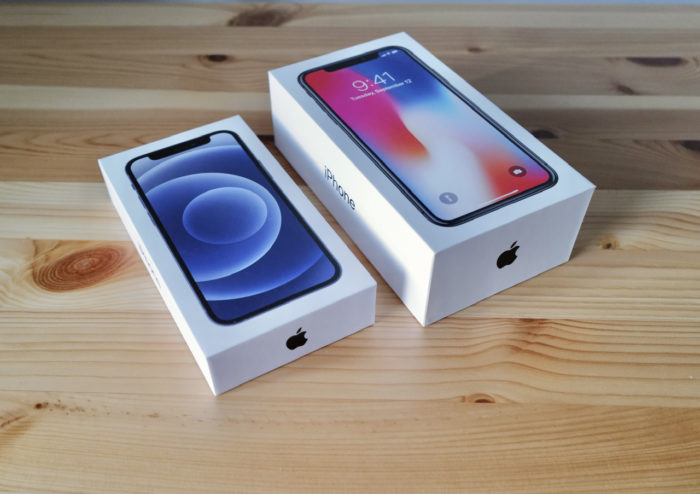 iPhone Xと12miniの箱の大きさ比較