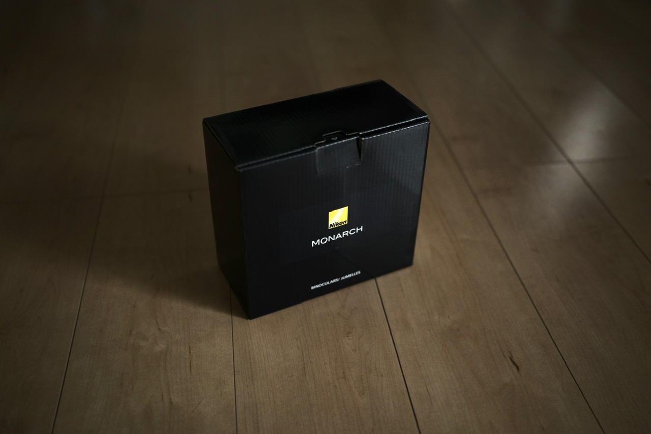 ニコン モナーク M7 8×42 (Nikon Monarch) 箱