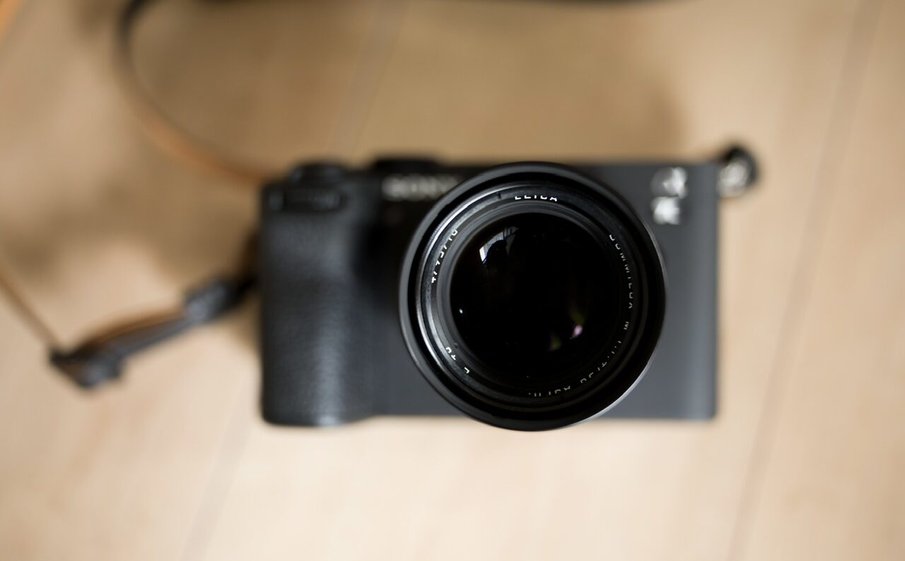 Sony α7C IIとLeica Summilux-M 50mm ASPH.の組み合わせ。外観他、印象