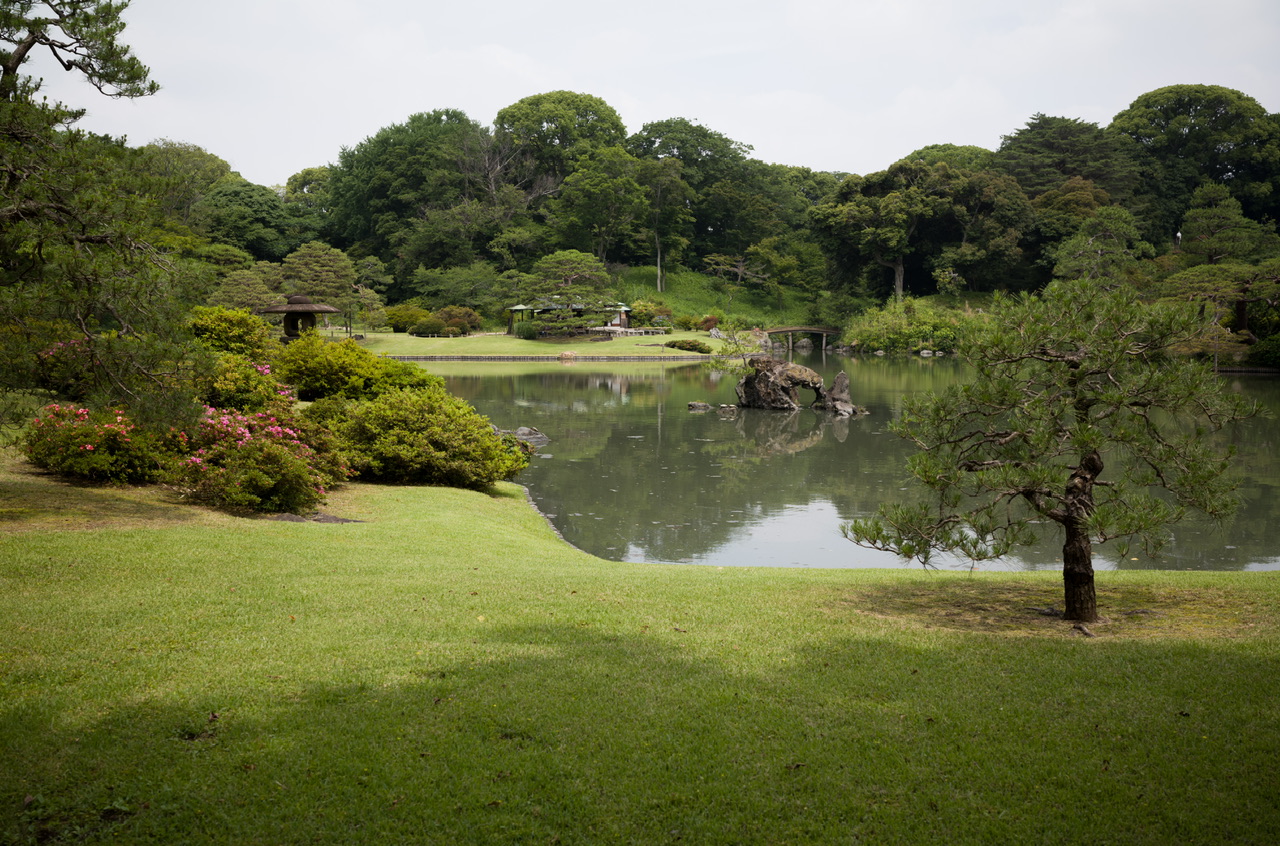六義園