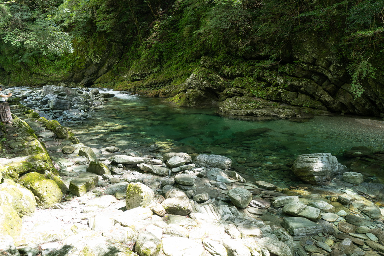 安居渓谷 水晶淵
